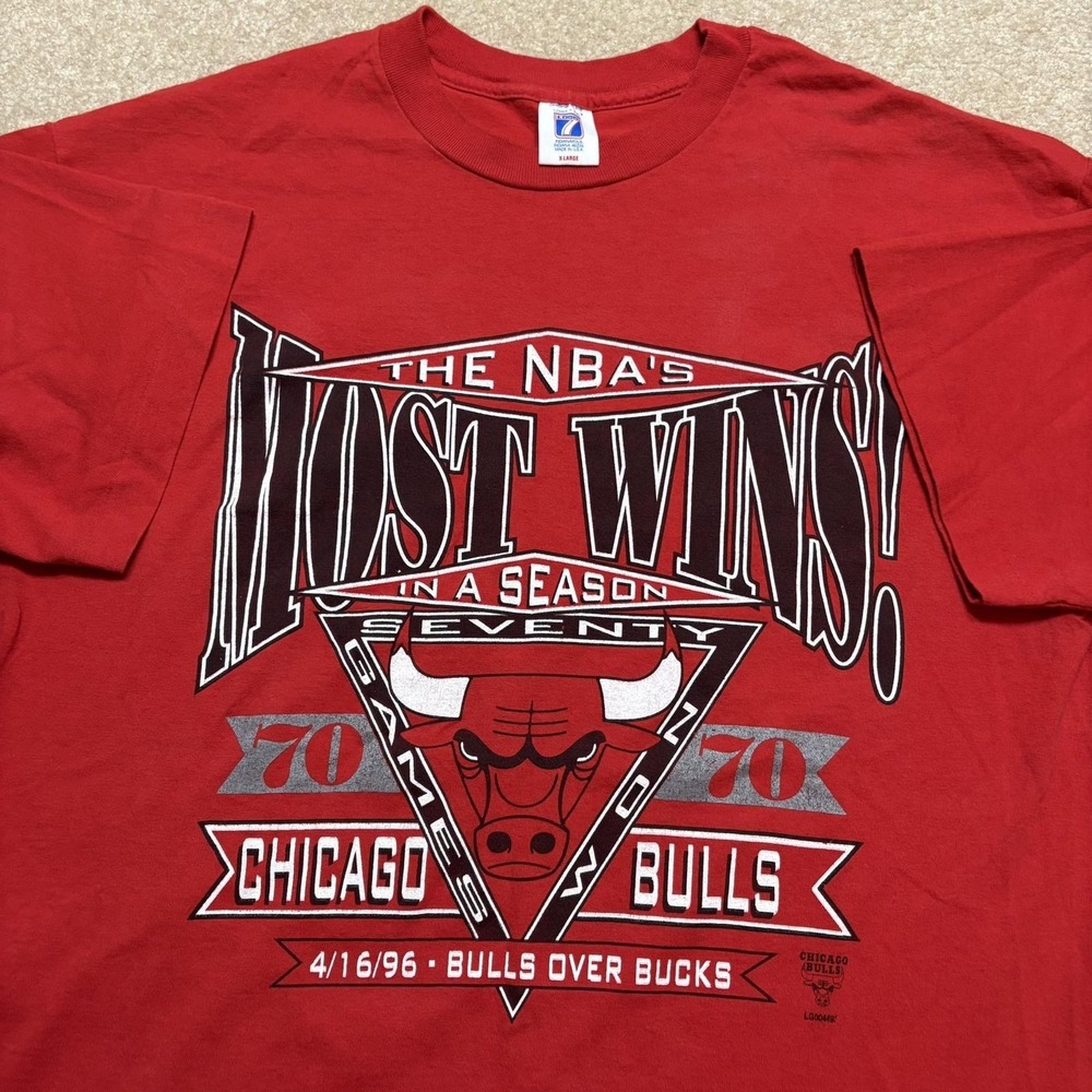 Vtg Chicago Bulls Shirt Mens XL Red NBA Basketball Logo 7 70 Most Wins 1996